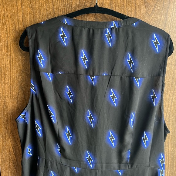 Torrid Peplum Georgette Button-Front Tie-Front Blouse black & blue size 2 - Picture 2 of 9